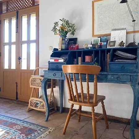 Traditional Farmhouse; Large Pool,gardens & Views.